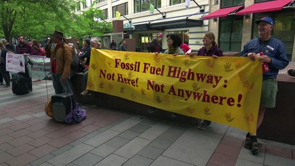 Protestas en EEUU por nacionalización de oleoducto en Canadá