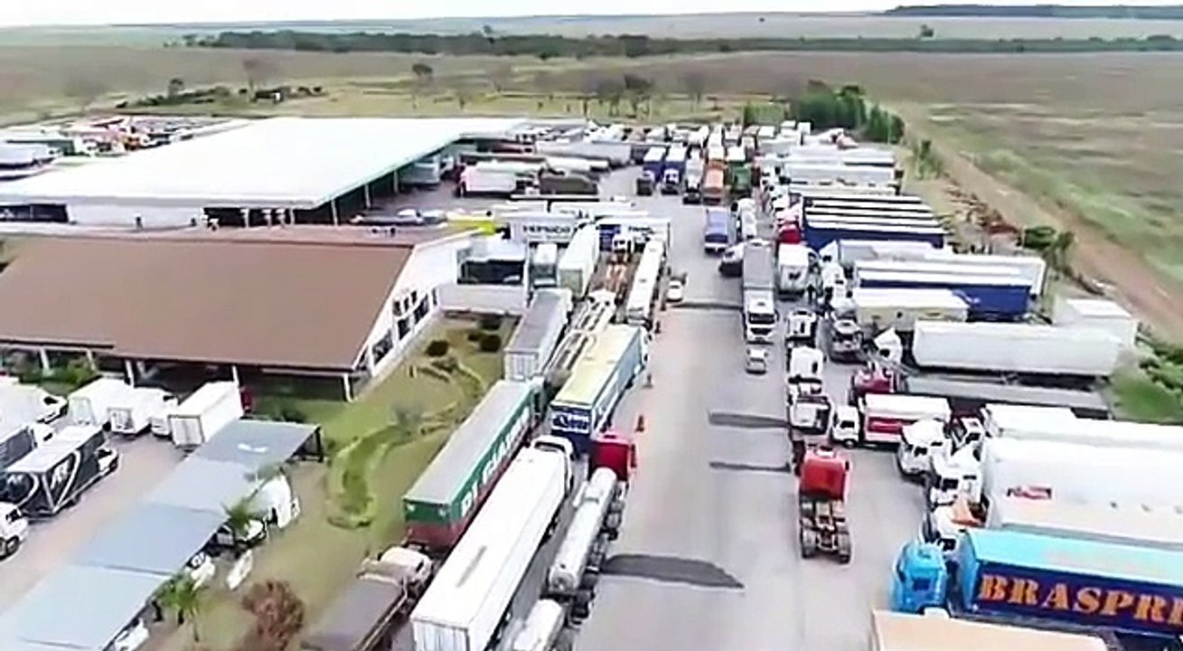 _NÃO TENHO COMO FAZER MAIS NADA_, DIZ TEMER SOBRE CAMINHONEIROS.