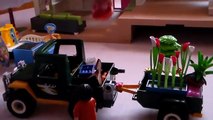 Playmobil Les Nouveaux Voisins Sinstallent dans la Maison Moderne 5574