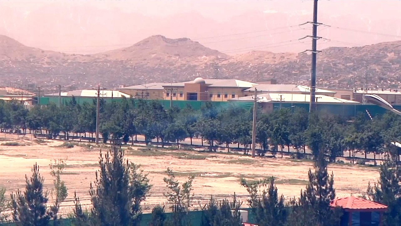 Kabul: ISIL fighters attack Afghan interior ministry