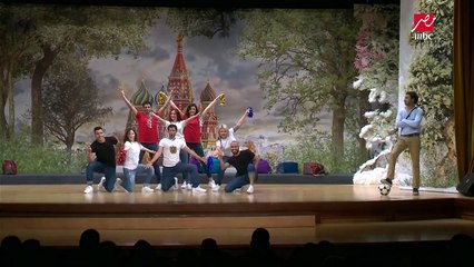 مسرح مصر - فتاة جميلة تخرج علي ربيع عن النص .. 6 سنيين مش بشوف غير أشرف عبدالباقي