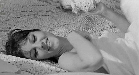 Io la conoscevo bene EROT. con Stefania Sandrelli da giovane! 2T