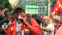 Petroleros brasileños entran en huelga