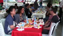 Türk Kızılayından Arnavutluk, Kosova ve Makedonya'daki yetimlere iftar - PRİZREN