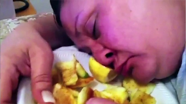 Roseanne Barr Blames Ambien For Racist Tweet | Hollywoodlife