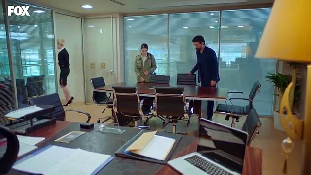 Ömer ile Filiz asansörde kaldı - Bizim Hikaye 31. Bölüm