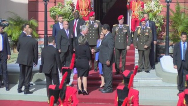 Venezuela y Cuba reafirman sus lazos en primera visita de Miguel Díaz-Canel a Maduro