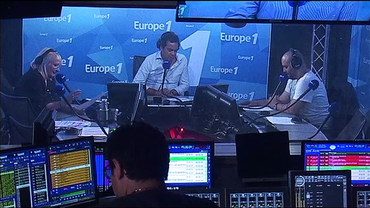 Rafael Nadal : "Il est pas là Nelson Monfort, Julie ? Pitié, s'il arrive, je saute dans les buissons !"