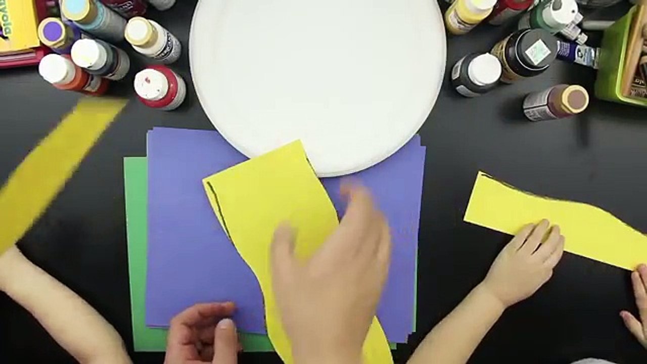 Finger Painting A Jellyfish