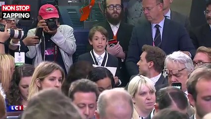 La porte-parole de la Maison Blanche émue par la question d'un petit garçon (vidéo)