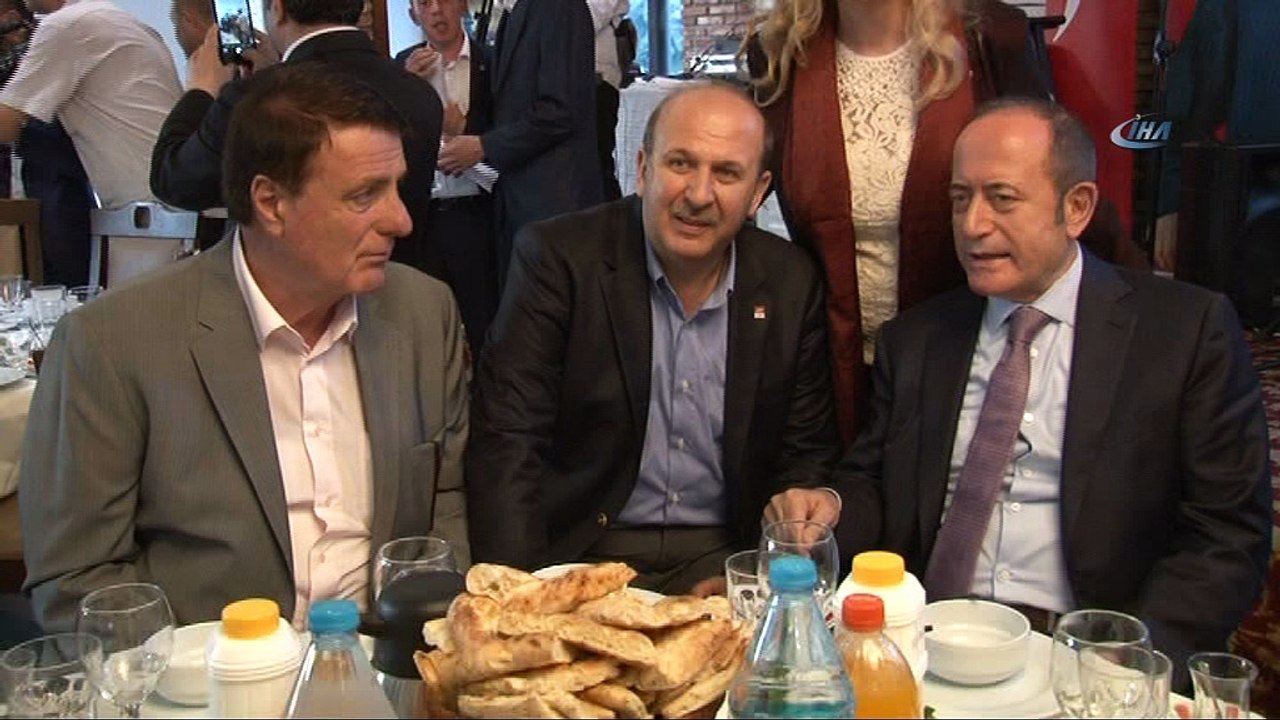 - 85 Rumeli Balkan Derneği iftar programında buluştu