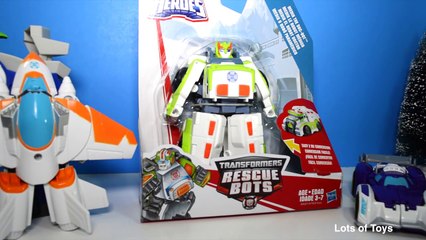 下载视频: Transformers Rescue Bots Medix the Doc Bot, Chase, Blurr, Blades Toy Unboxing, Lots of Toys