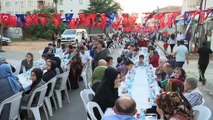 Başkan Uysal Ataşehirlilerle sokak iftarında buluştu
