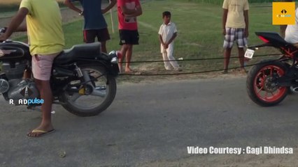Royal Enfield Bullet Vs KTM Video Viral