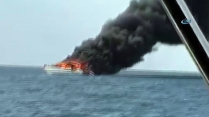 Yat yangınında kurtarılan baba ve oğlu Didim’e götürüldü