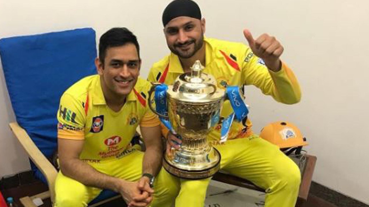 Harbhajan Singh Shares Sweet Memories With Dhoni