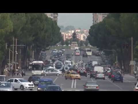 Ora News - Efektet e liberalizimit të tregut të kontrollit fizik të makinave