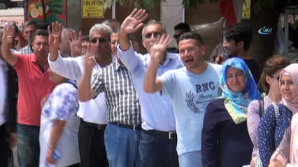 AK Partililerden Cumhurbaşkanına maddi destek