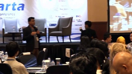 Sinha Santos Founder of OiX.li In a Session at BlockJakarta 2018