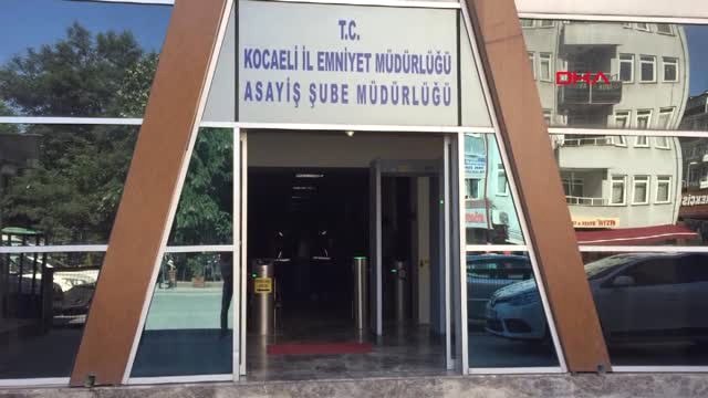 Kocaeli Çaldıkları Otomobile Hırsızlık Yapınca Yakalandılar