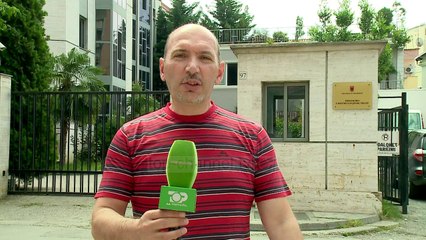 Drejtësia e  “mbytur” nga dosjet - Top Channel Albania - News - Lajme