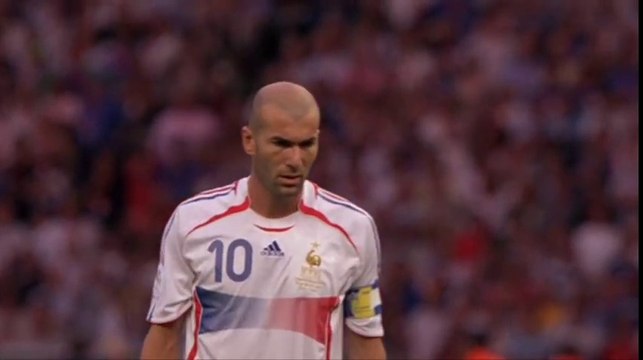 Zinedine Zidane, meilleur footballeur de l'histoire ?