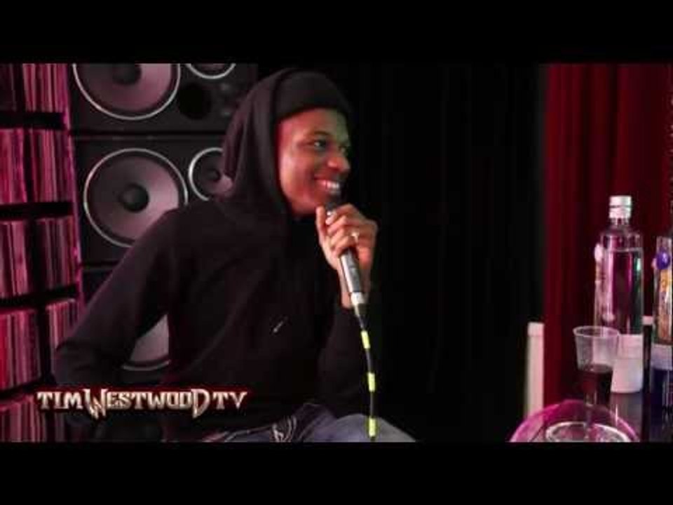Wizkid: Nigerian girls on smash! - Westwood Crib Session