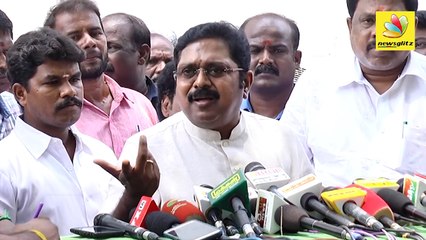 Скачать видео: ரஜினி போல் நடித்த டிடிவி தினகரன் : TTV Dinakaran funny imitation of Rajinikanth | Sterlite Protest