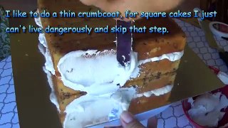How to Frost a Square Cake