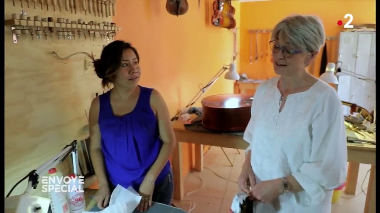 La pilote française qui fait du "trafic" d'instruments de musique pour une école du Mexique