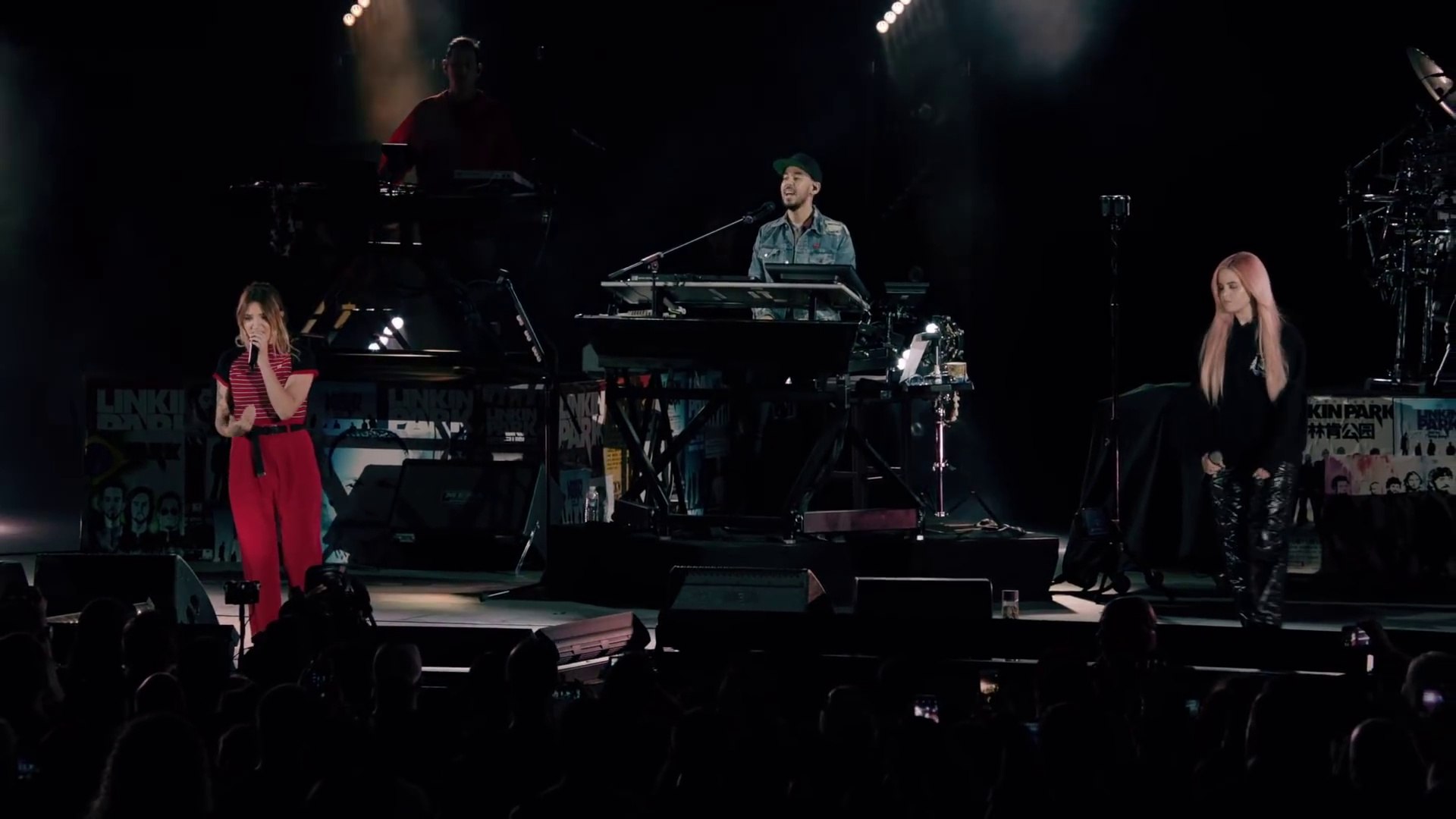 Linkin Park - Heavy (feat. Kiiara & Julia Michaels/Live at Hollywood Bowl)  - video Dailymotion