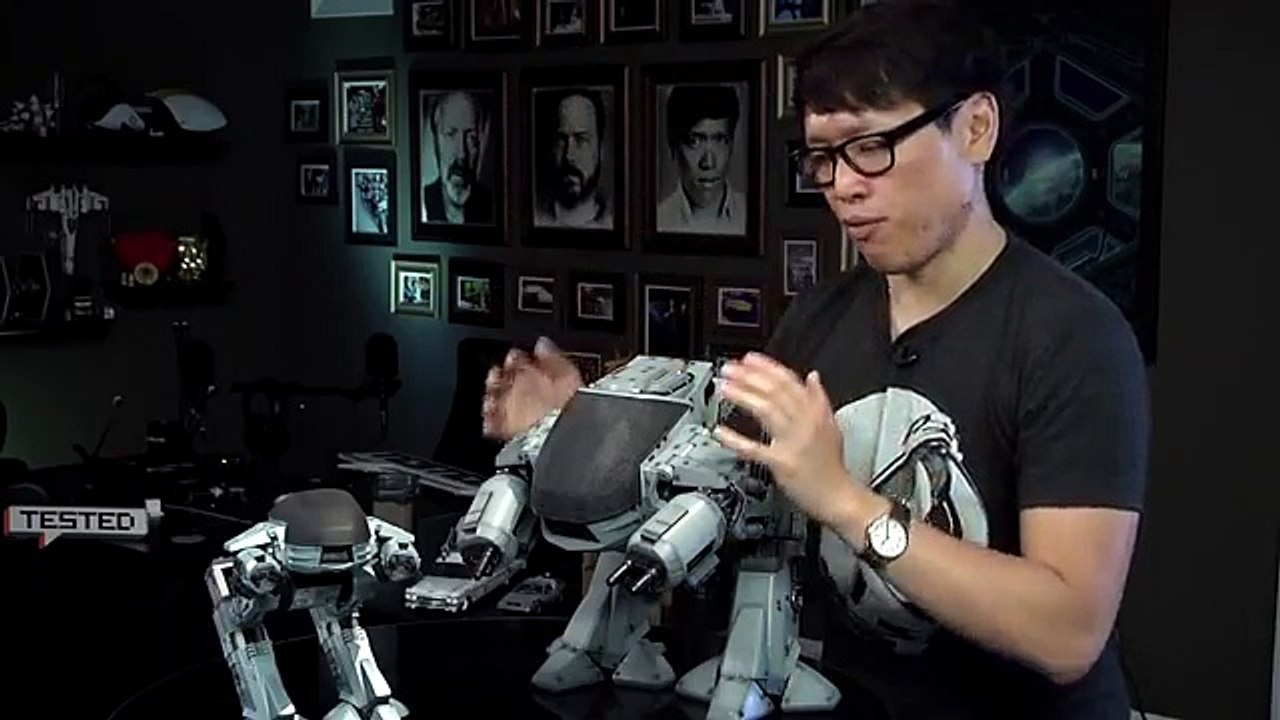 Show and Tell: RoboCop ED-209 Scale Replicas