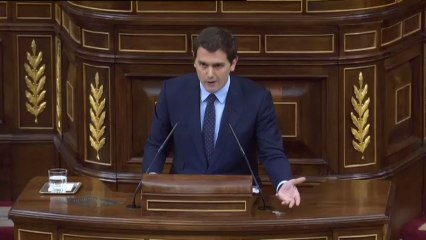 Rivera pide a Rajoy que dimita