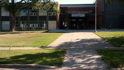 Molly & Luna 1x03 - Burden of Truth