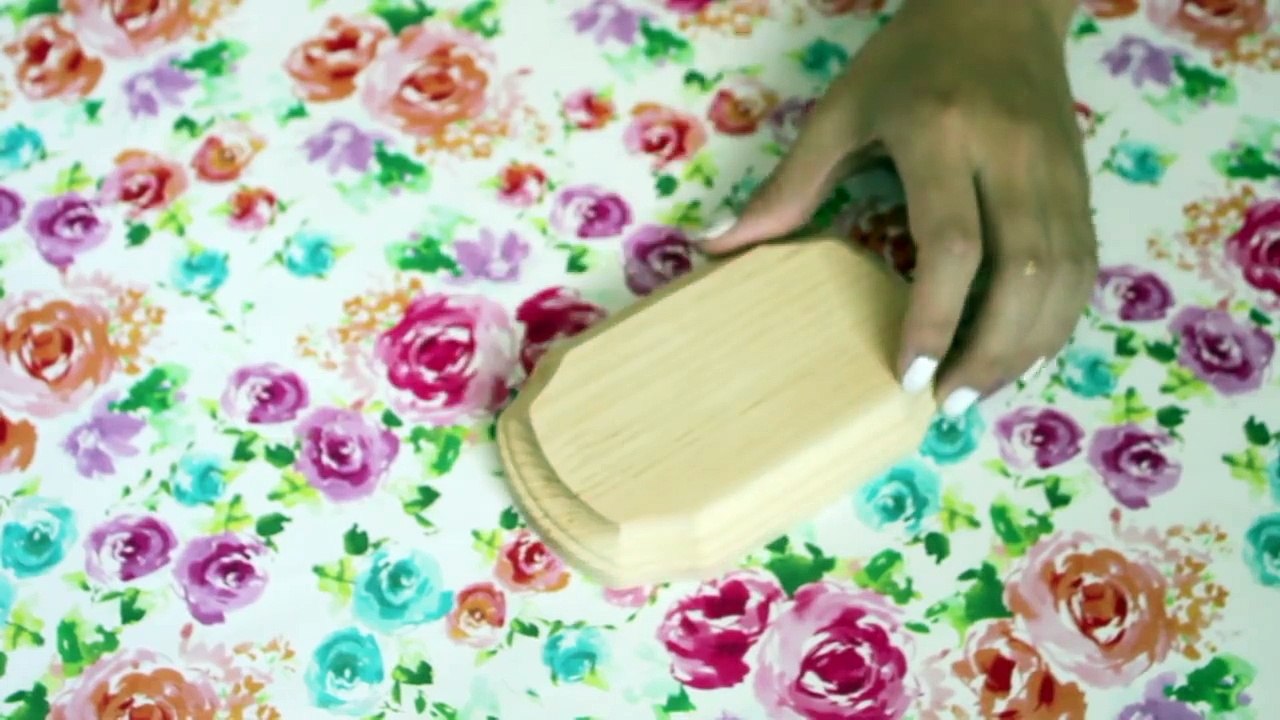 DIY Room Decor & Organization | Gold Accent