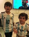 Lo más adorable que verás hoy, los hijos de #Messi apoyando a la Albiceleste.