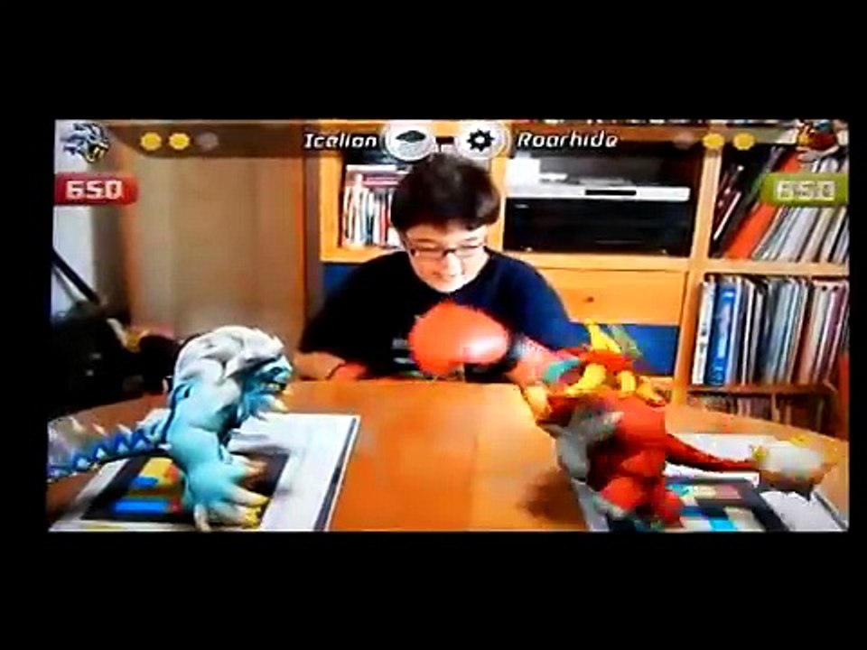 INVIZIMALS MEGACOMBATES 2