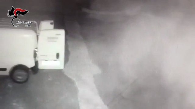 Provincia Bari. Sgominata banda di ladri di macchine operatrici edili e agricole pesanti. 5 misure coercitive eseguite dai Carabinieri.