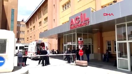 Erzincan'da Çevik Kuvvet Polislerini Taşıyan Midibüs Devrildi 10 Yaralı 2