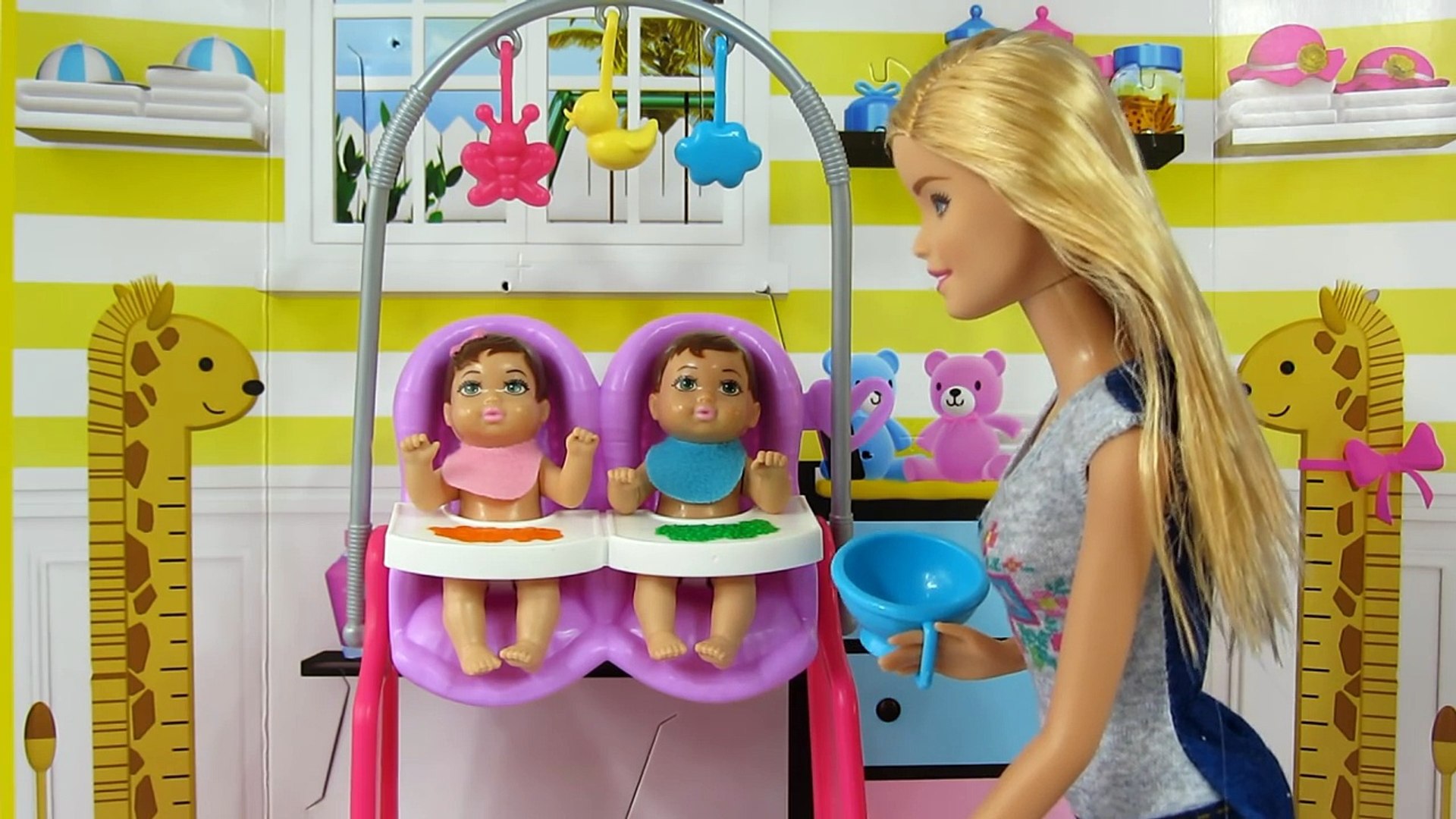 Barbie Canguro de bebés gemelos - 動画 Dailymotion