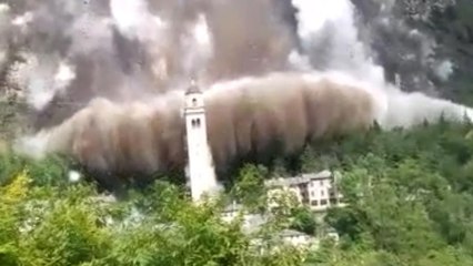Τρομακτική κατολίσθηση «καταπίνει» εκκλησία στην Ιταλία