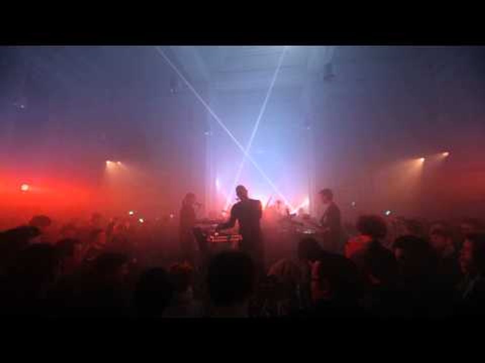 Ghostpoet performs secret gig at Bristol graveyard