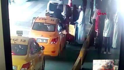 Bagaj Arabasında Unutulan Para Dolu Çantayla Kayıplara Karıştı Hd