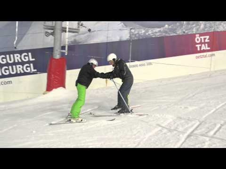 Stan Sosnowski gets his first taste of skiing- aged 90