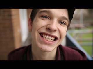 Benefits Brit teen star wants to go on Big Brother - and wants new teeth on the NHS