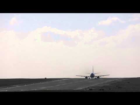 Sideways landings at Leeds Airport in 50mph winds
