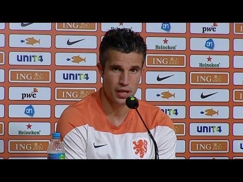 World Cup 2014 - Robin van Persie Says Wayne Rooney Is Not To Blame For England's Early Exit