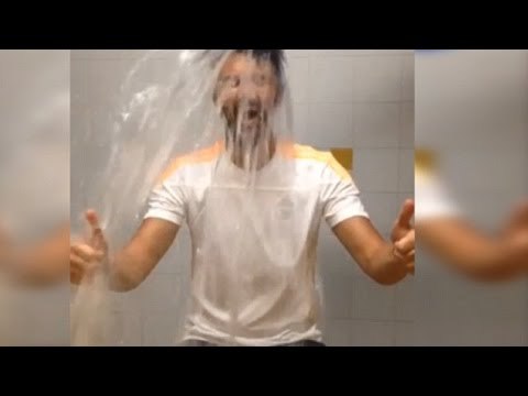 David Villa Takes On The ALS 'Ice Bucket Challenge' !!