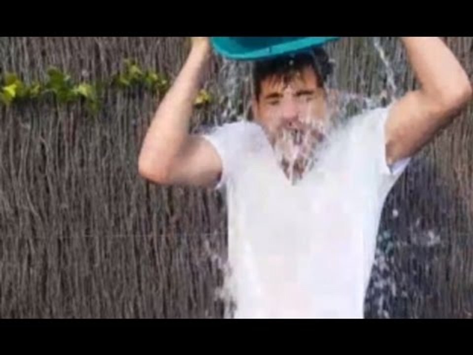 Iker Casillas Takes On The ALS 'Ice Bucket Challenge' ! Nominates Gareth Bale !