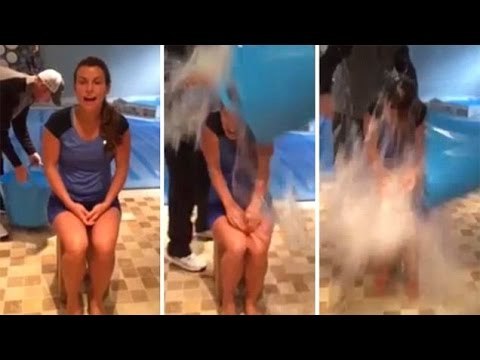 Coleen Rooney Takes On The ALS 'Ice Bucket Challenge' !! Wayne Dumps Bucket On Her Head !